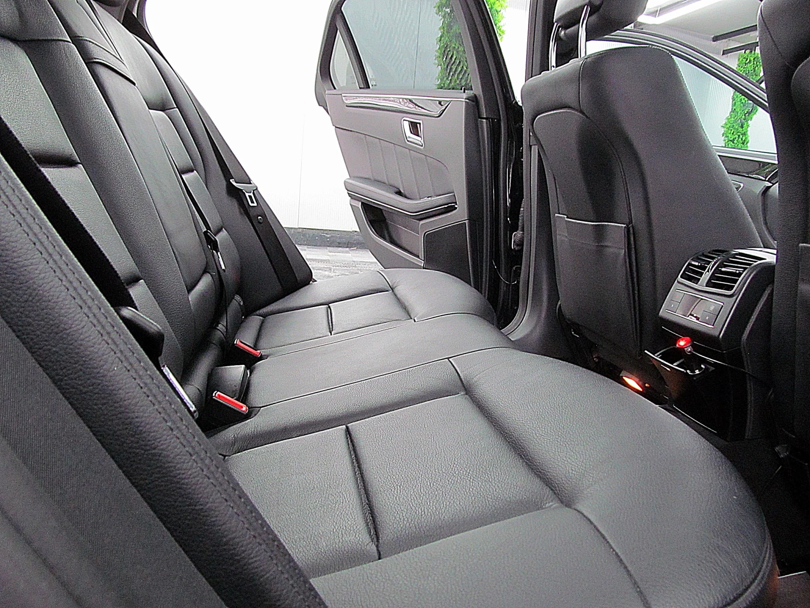 Mercedes-Benz E 350 AVANGARDE/AMG/KAMERA/PODGREV/�������� ������ | Mobile.bg � ����������� 11