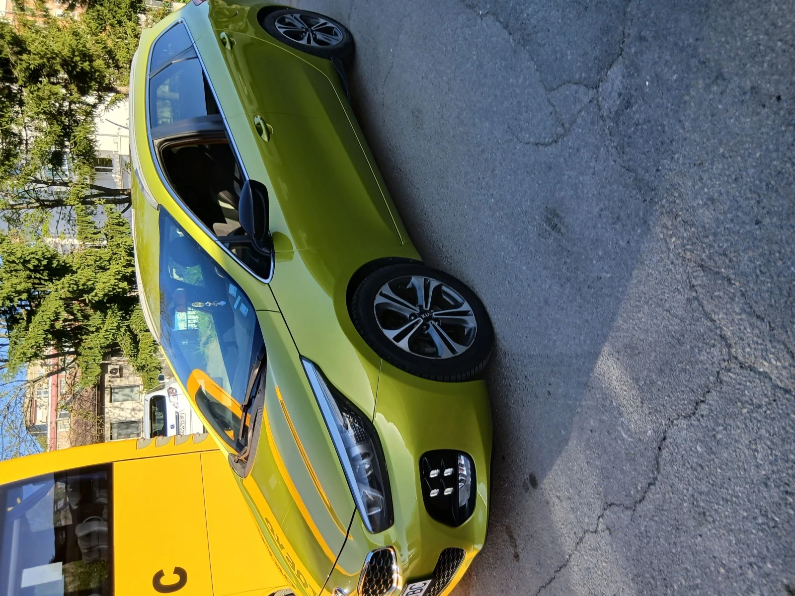 Kia Ceed, снимка 2 - Автомобили и джипове - 53942171