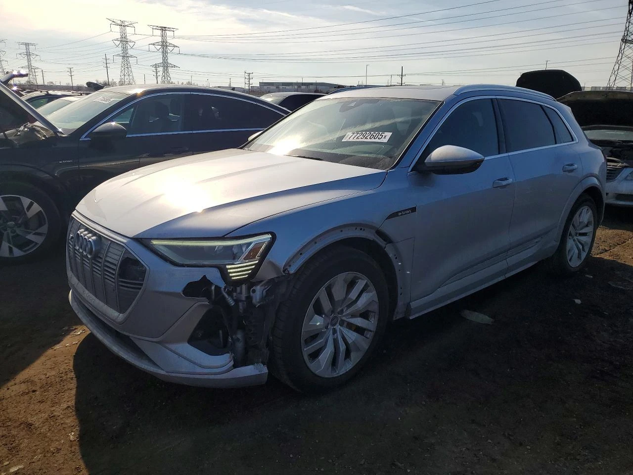 Audi E-Tron S Premium Plus quattro, снимка 2 - Автомобили и джипове - 54152898