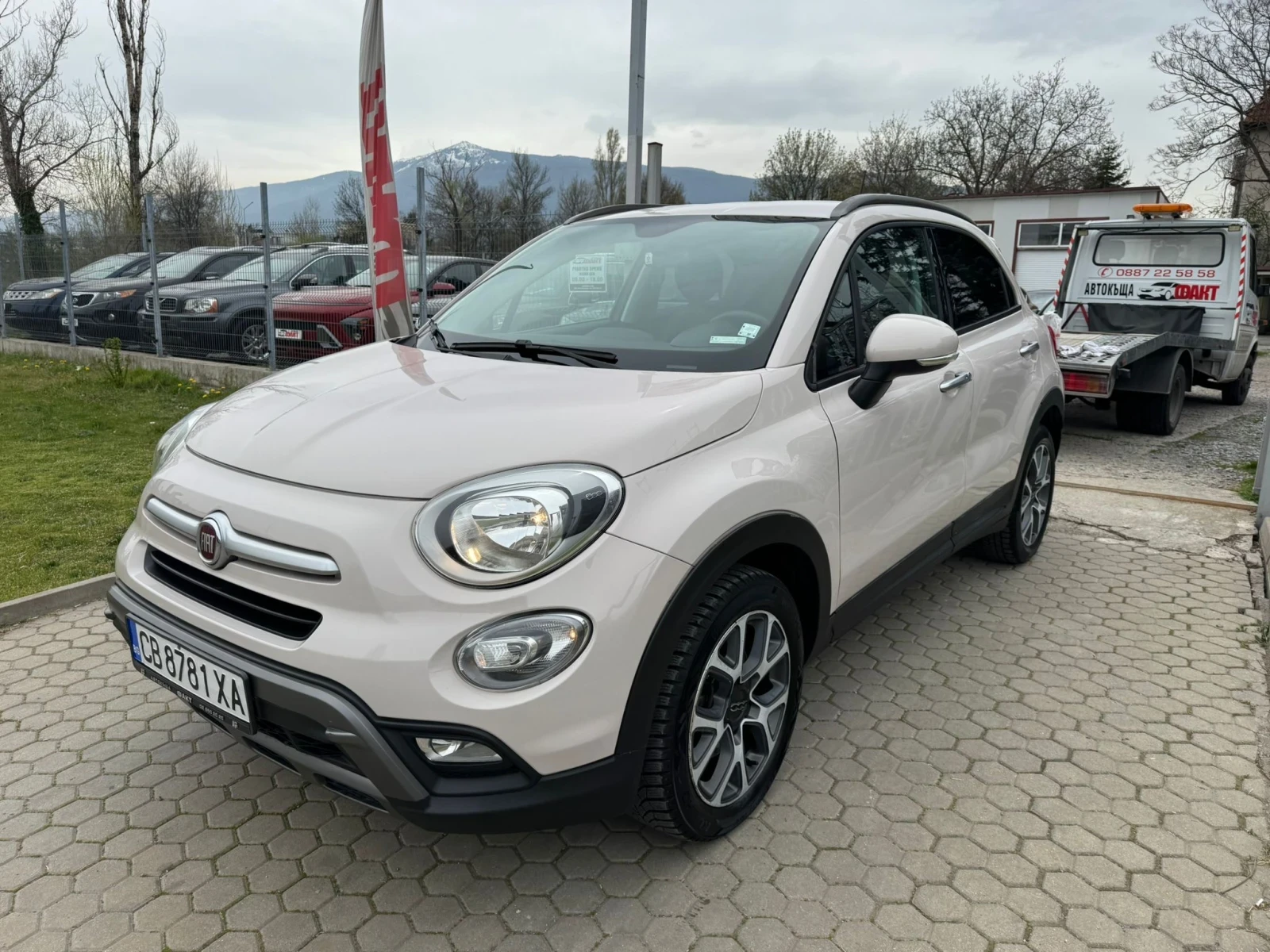 Fiat 500X 1.4i/4x4/ГАЗ/NAVI/РЕАЛНИ КМ ! ! ! , снимка 2 - Автомобили и джипове - 54208295