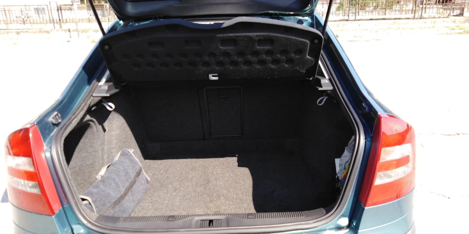 Skoda Octavia Elegans , снимка 7 - Автомобили и джипове - 54400543