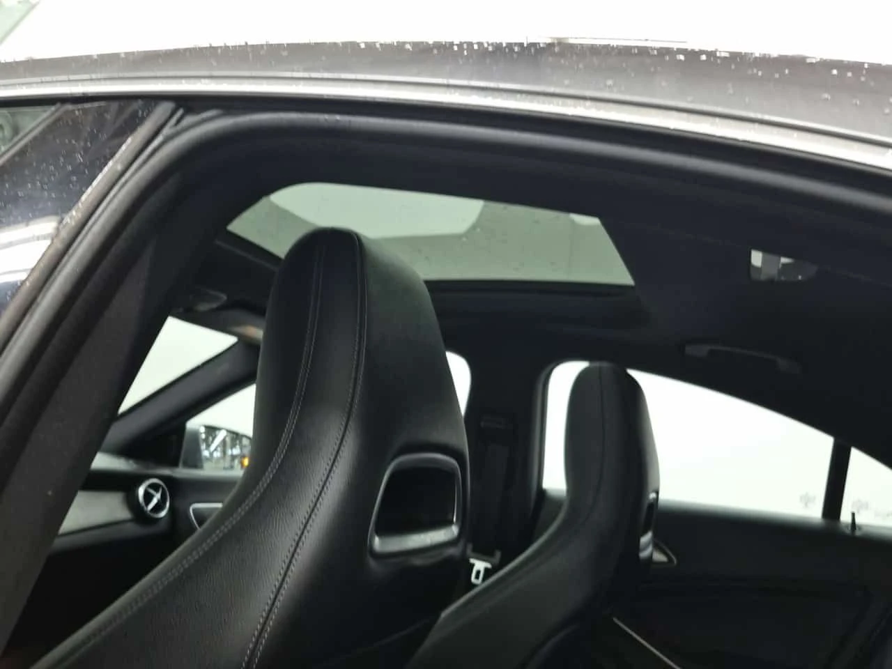 Mercedes-Benz CLA 250 * CARFAX * ПАНОРАМА * БЕЗ ИНЦИДЕНТИ * , снимка 13 - Автомобили и джипове - 54499519