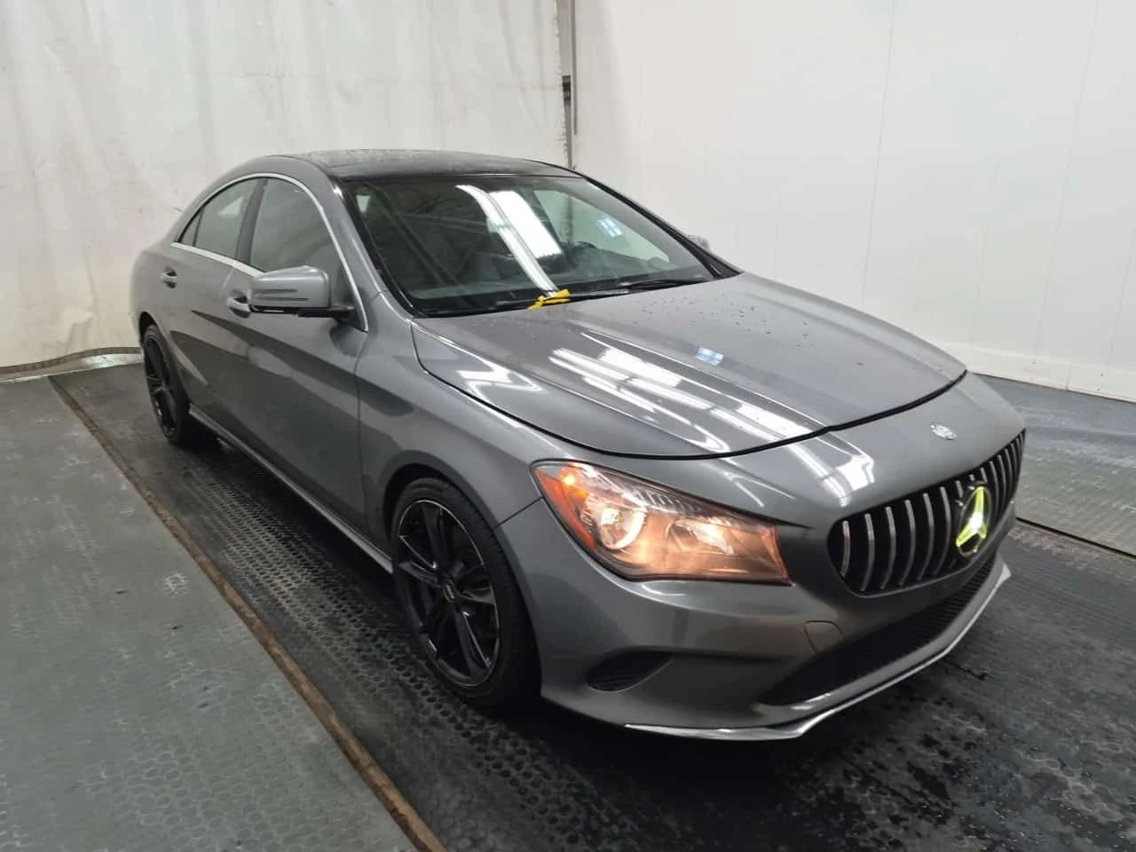 Mercedes-Benz CLA 250 * CARFAX * ПАНОРАМА * БЕЗ ИНЦИДЕНТИ * , снимка 2 - Автомобили и джипове - 54499519