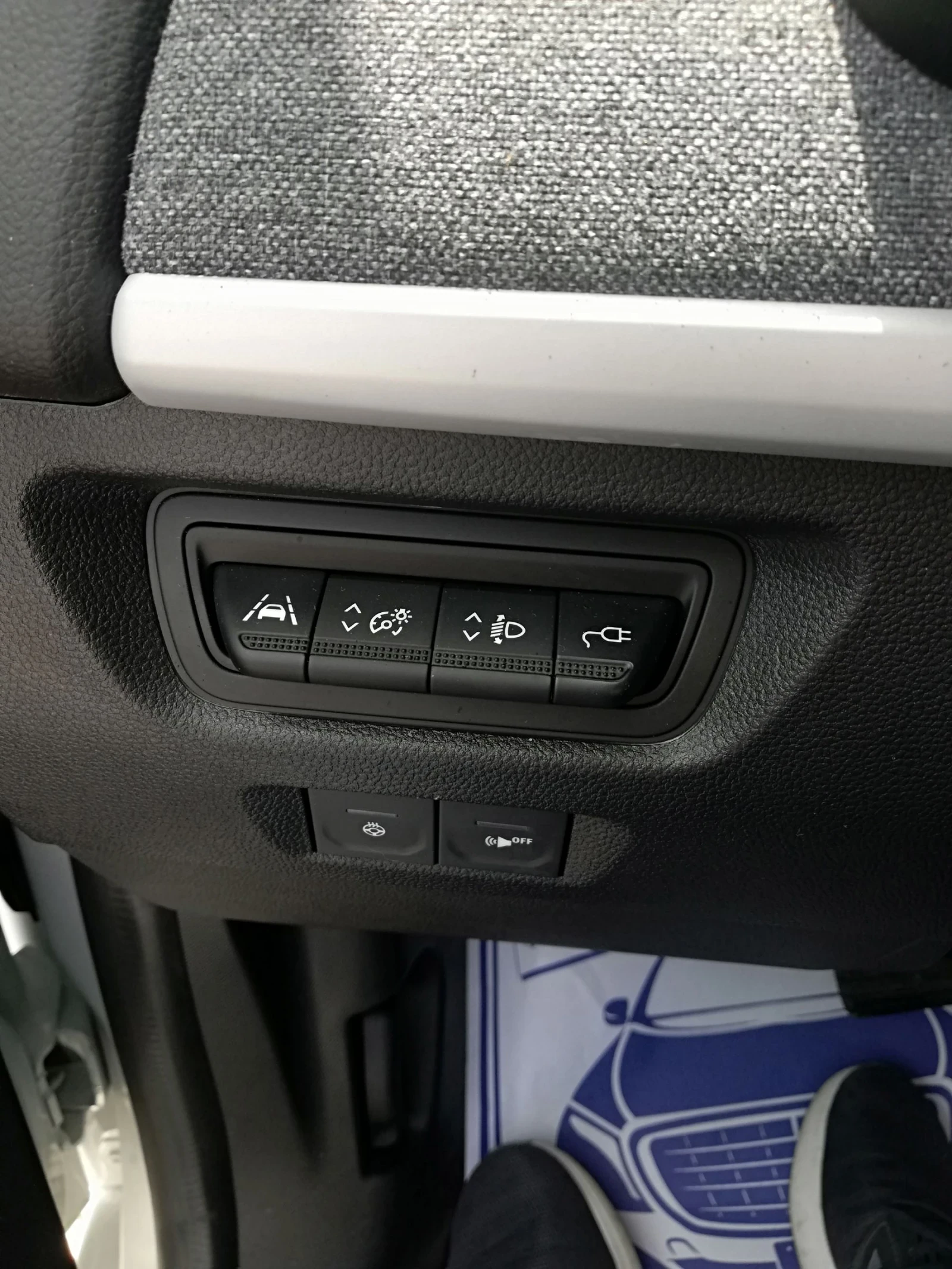 Renault Zoe FEIS 52KWh, снимка 14 - Автомобили и джипове - 54628767