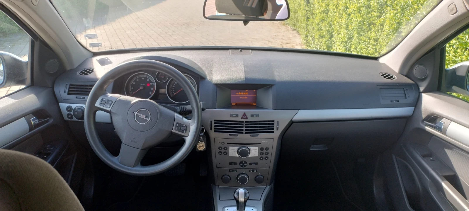 Opel Astra H Twinport 1.6 i, снимка 10 - Автомобили и джипове - 54947839