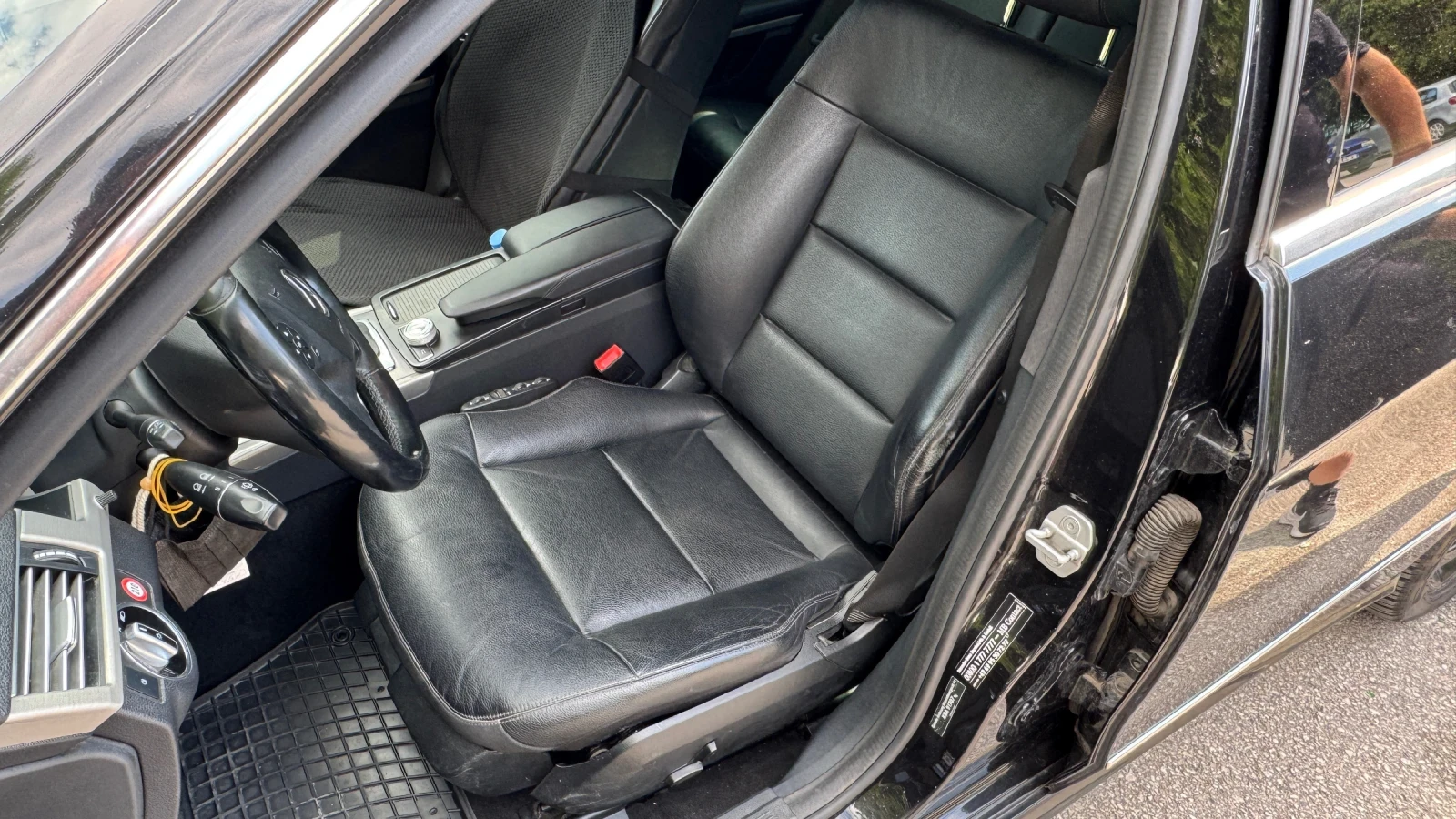 Mercedes-Benz E 220 CDI, снимка 10 - Автомобили и джипове - 54980637