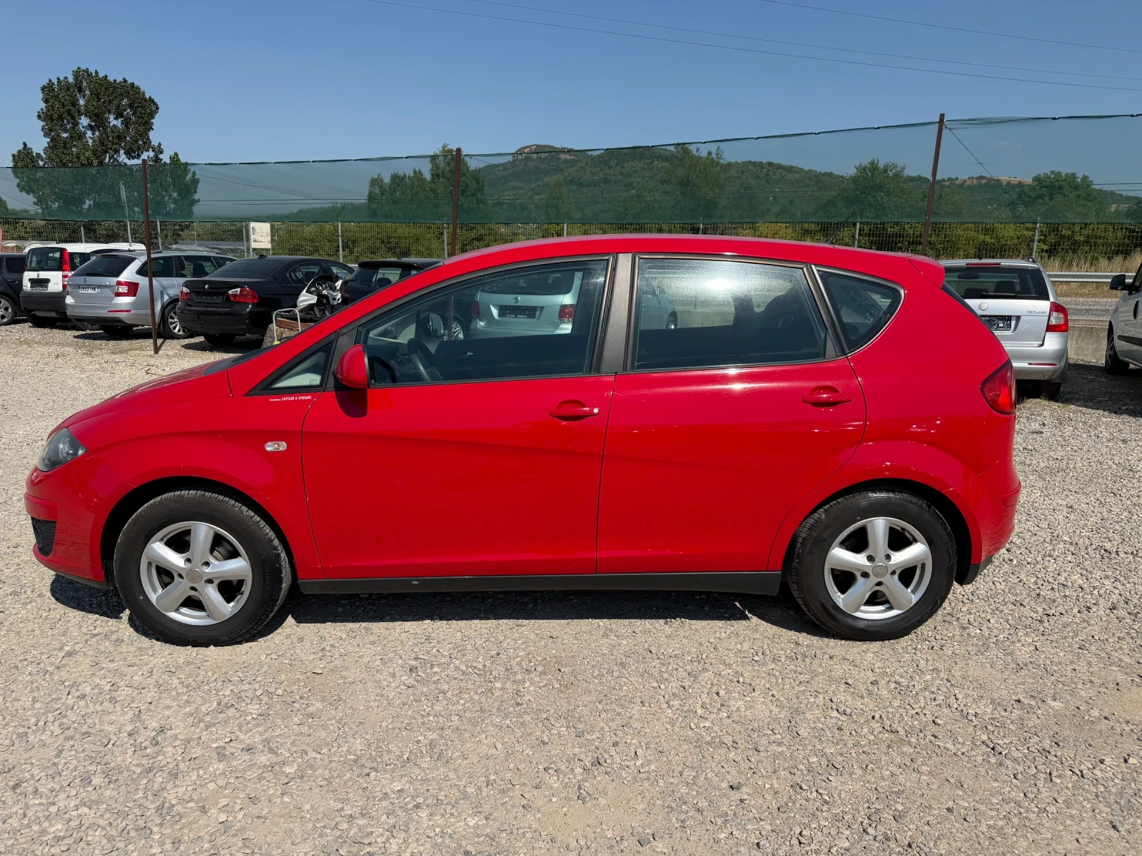Seat Altea 1.4i-85PS, снимка 8 - Автомобили и джипове - 55569370