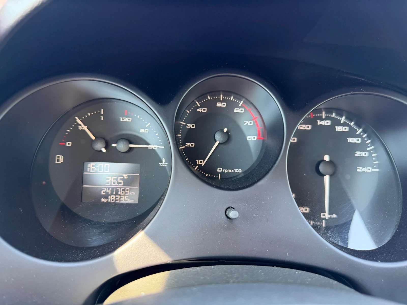 Seat Altea 1.4i-85PS, снимка 13 - Автомобили и джипове - 55569370