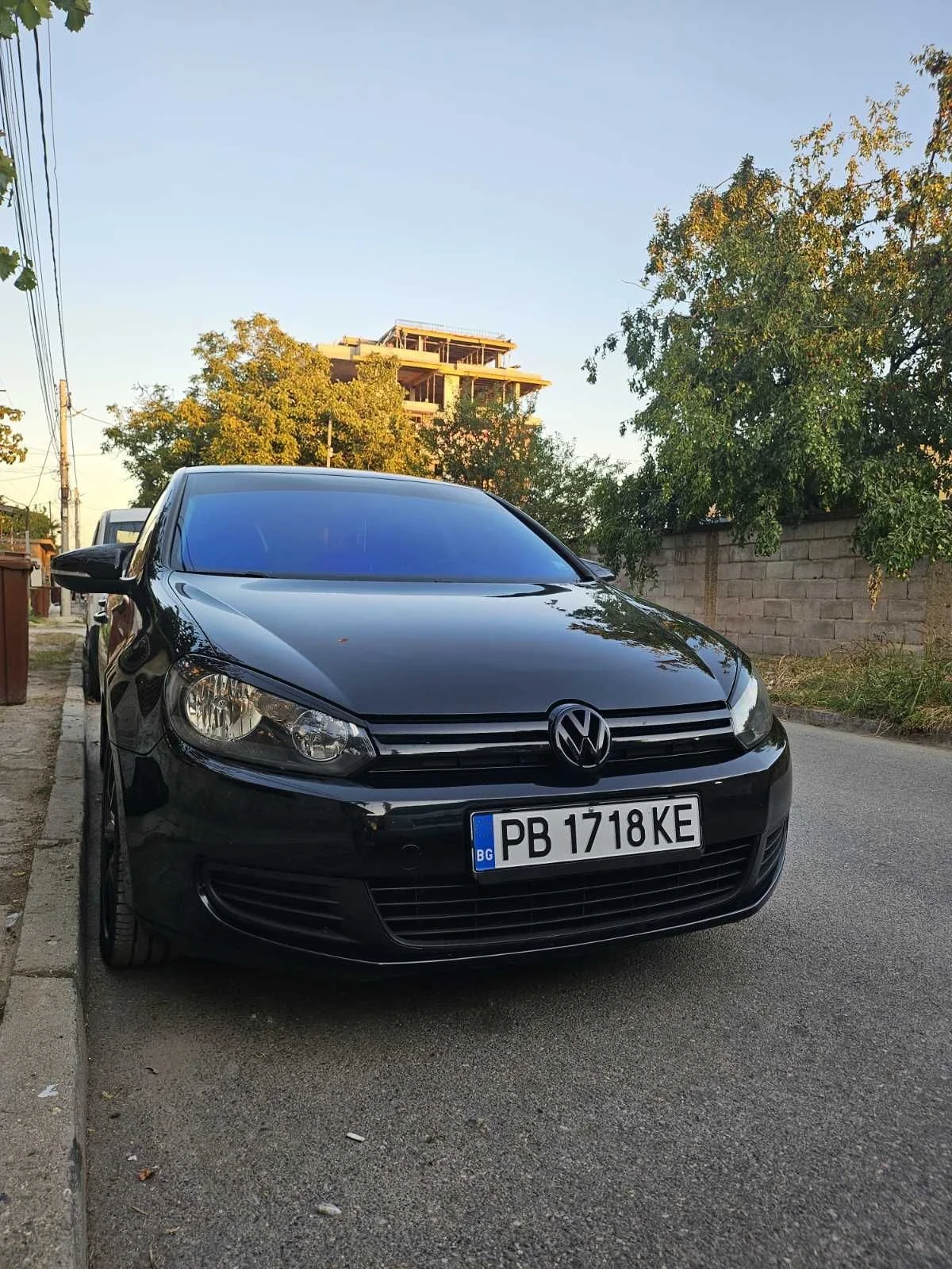 VW Golf 1.6 tdi 105, снимка 13 - Автомобили и джипове - 56139558