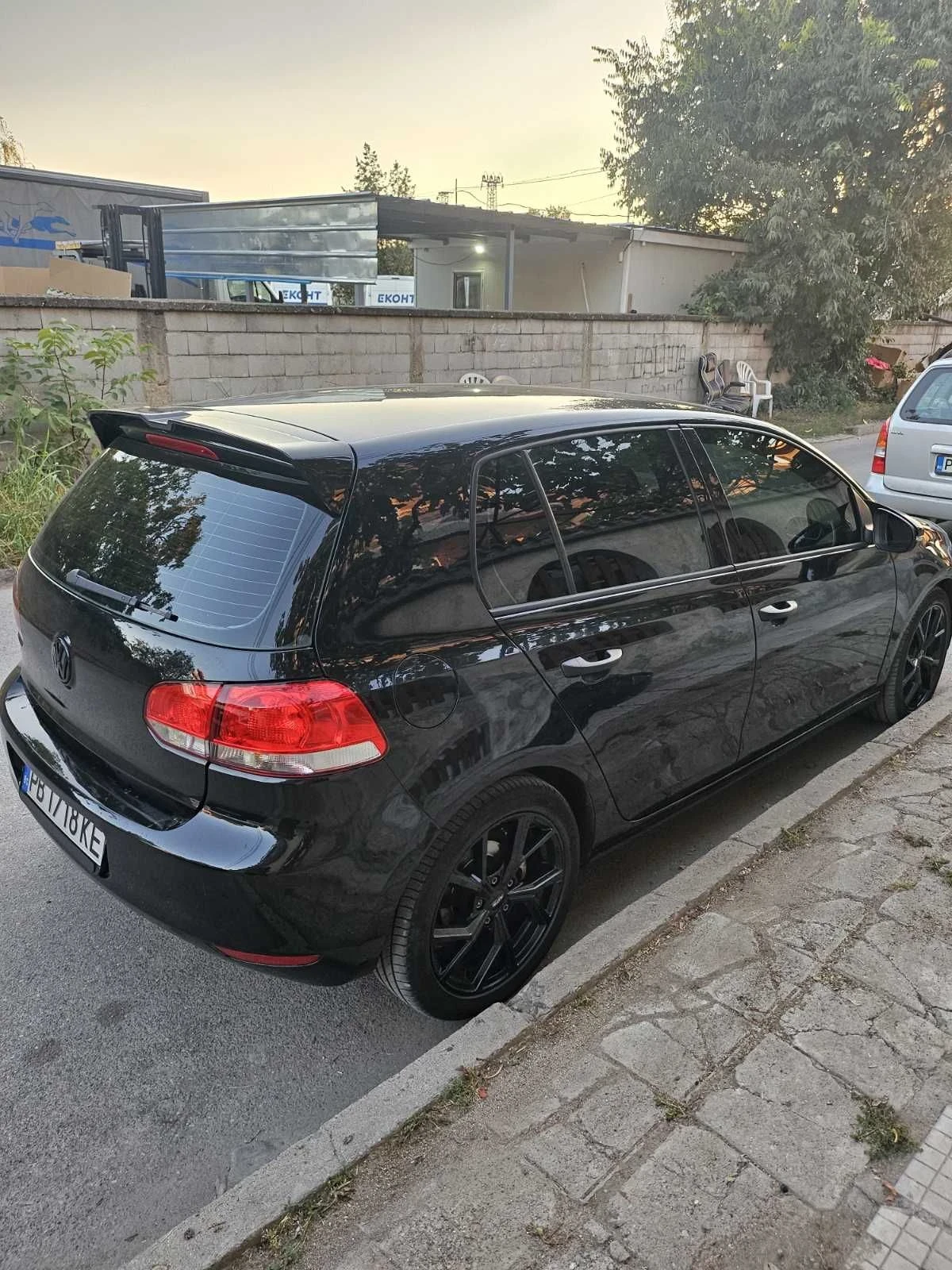 VW Golf 1.6 tdi 105, снимка 7 - Автомобили и джипове - 56139558