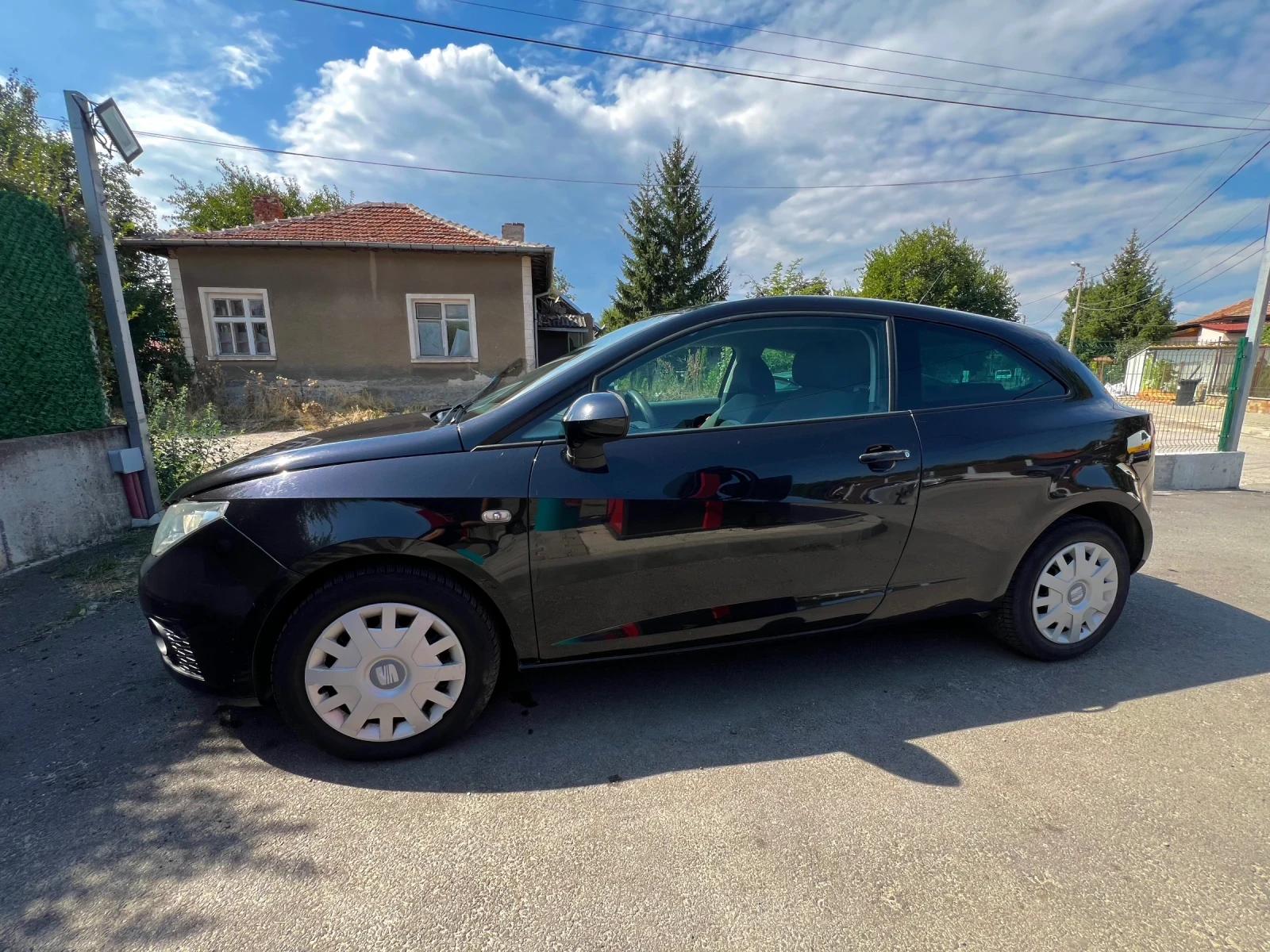 Seat Ibiza, снимка 4 - Автомобили и джипове - 56141444