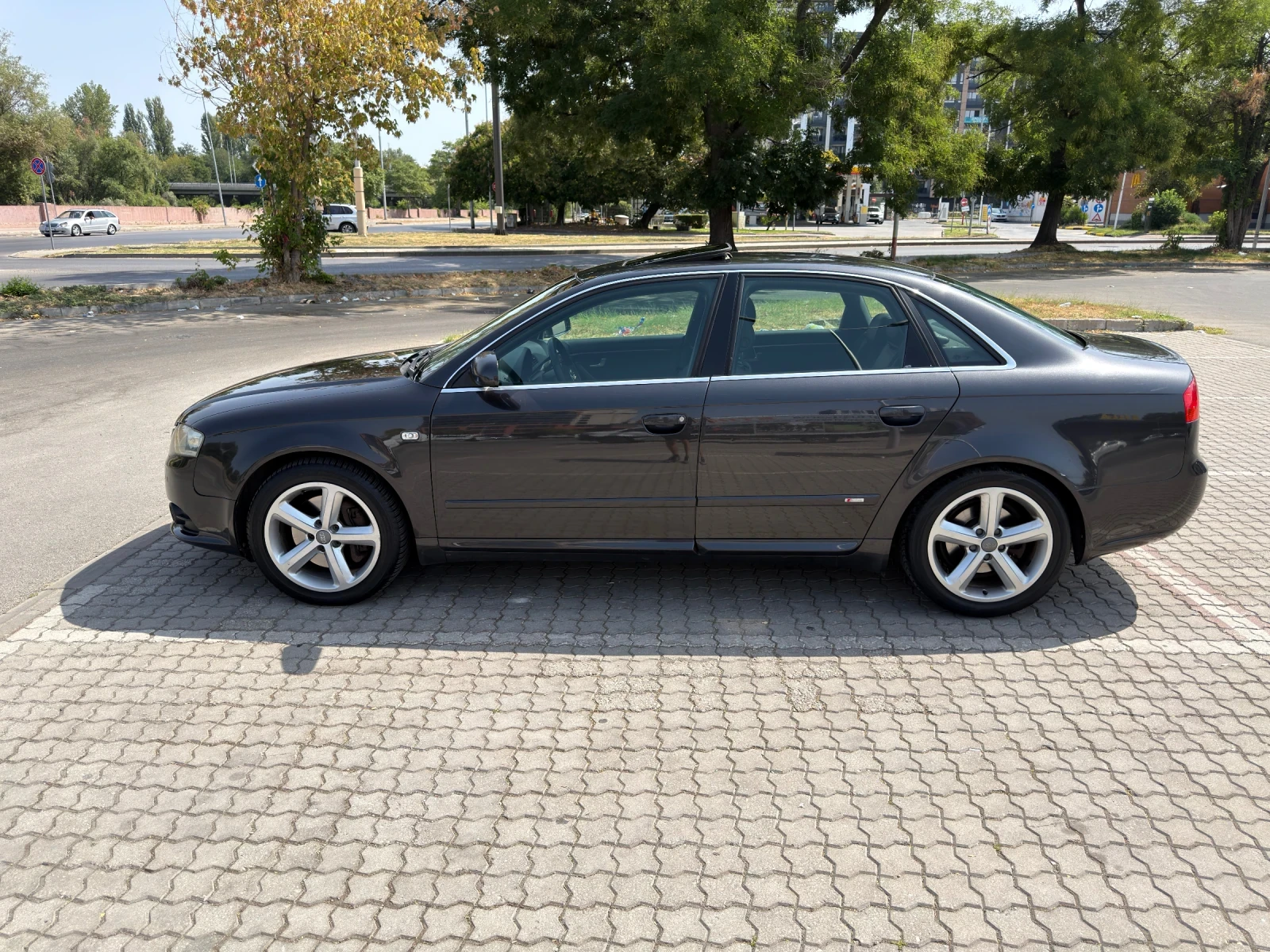 Audi A4 2.7 Дизел, снимка 7 - Автомобили и джипове - 56362513
