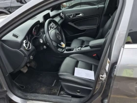 Mercedes-Benz GLA 250 * CARFAX * 2 КЛЮЧА * ПАНОРАМА * ПОДГРЕВИ * , снимка 9