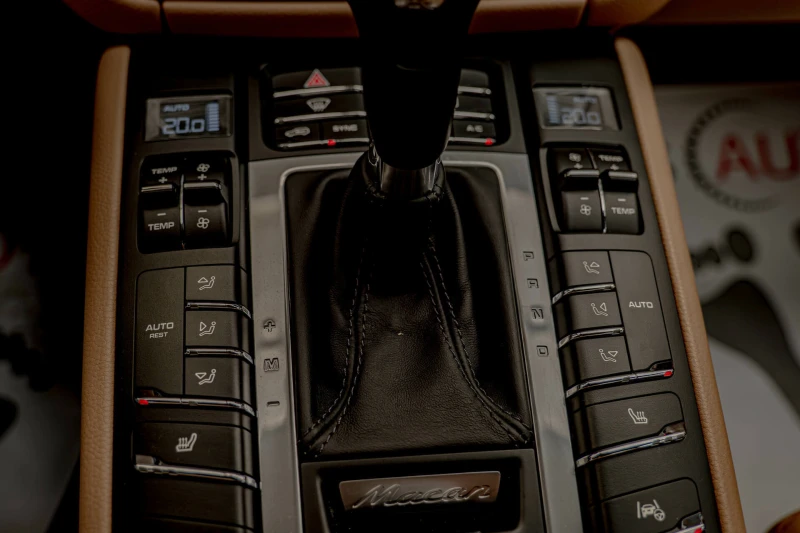 Porsche Macan S/Подгрев/Камера/Sport Design/Memory packet/, снимка 12 - Автомобили и джипове - 50815910