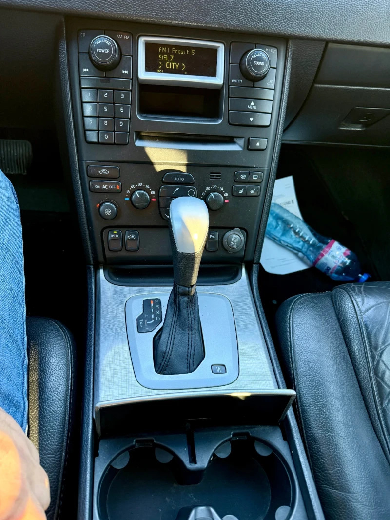 Volvo Xc90, снимка 8 - Автомобили и джипове - 52326156