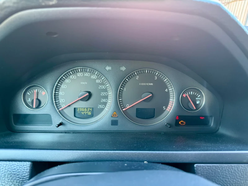 Volvo Xc90, снимка 9 - Автомобили и джипове - 52326156