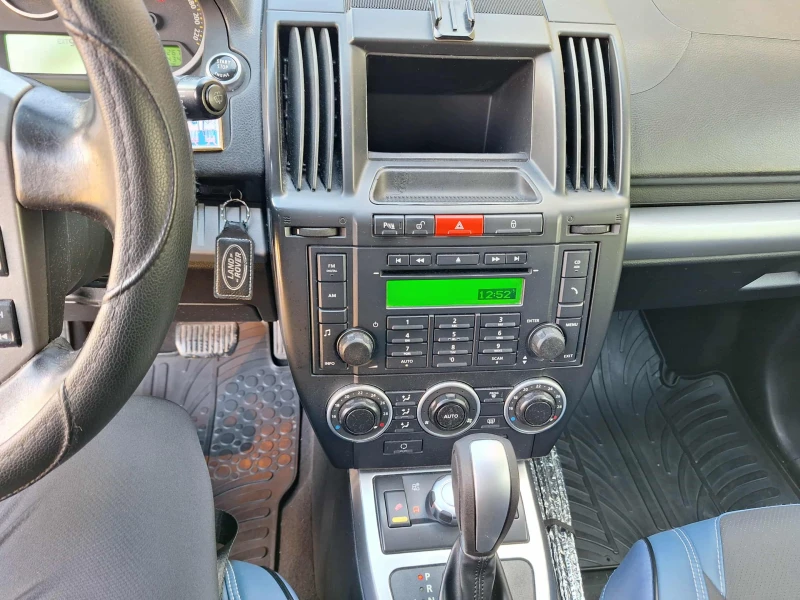 Land Rover Freelander, снимка 9 - Автомобили и джипове - 52498461