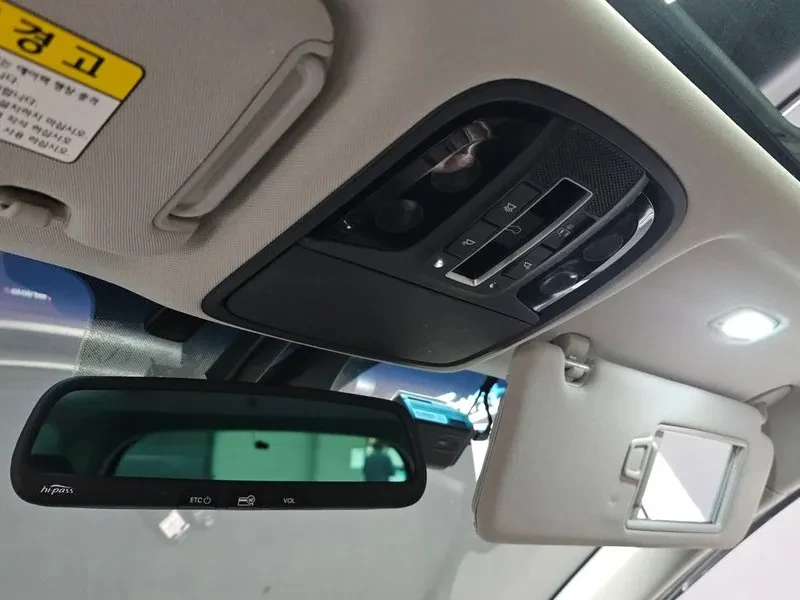 Kia Sorento 2.2 CRDI 4WD, снимка 17 - Автомобили и джипове - 54265400