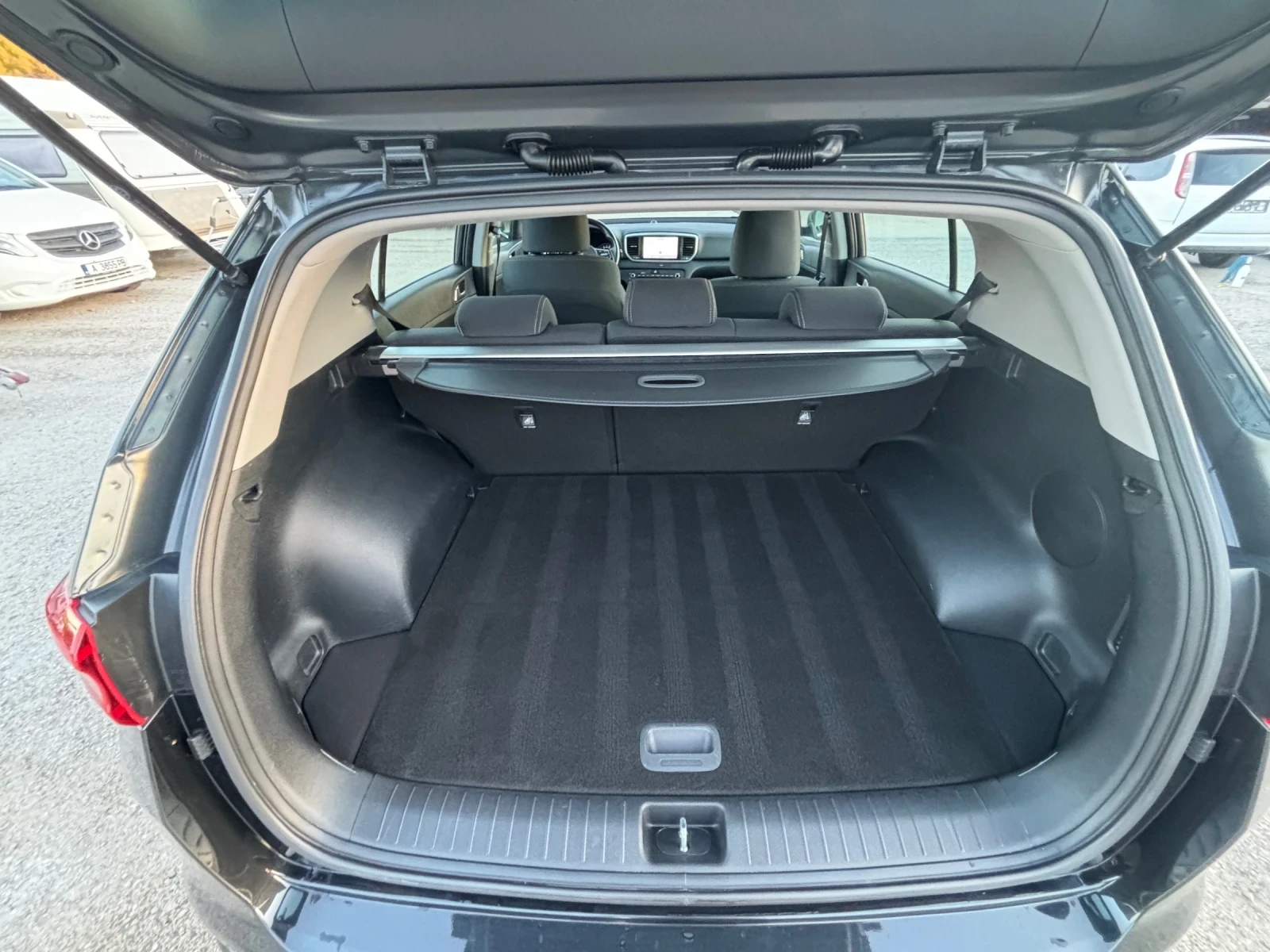 Kia Sportage 1.6 CRDI BLACK EDITION HYBRID | Mobile.bg   15