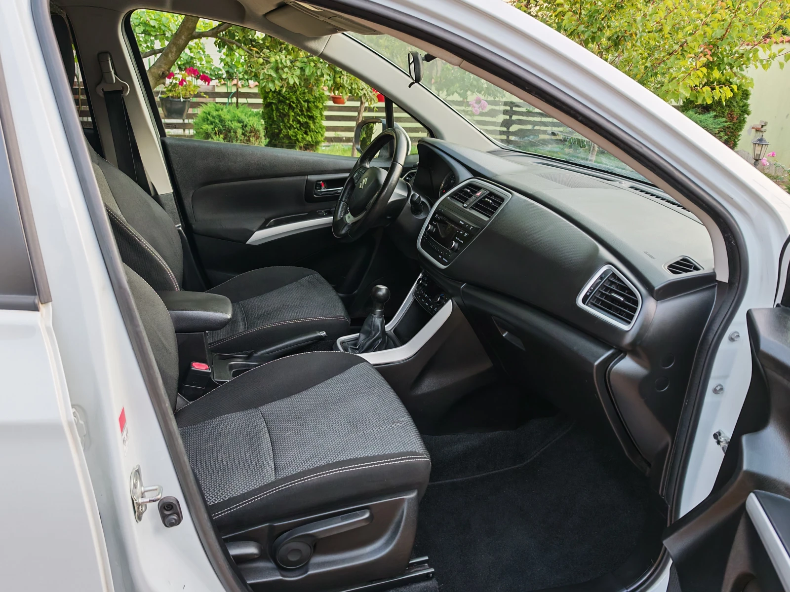 Suzuki SX4 S-Cross 1.6-4x4-ГАЗ - изображение 9