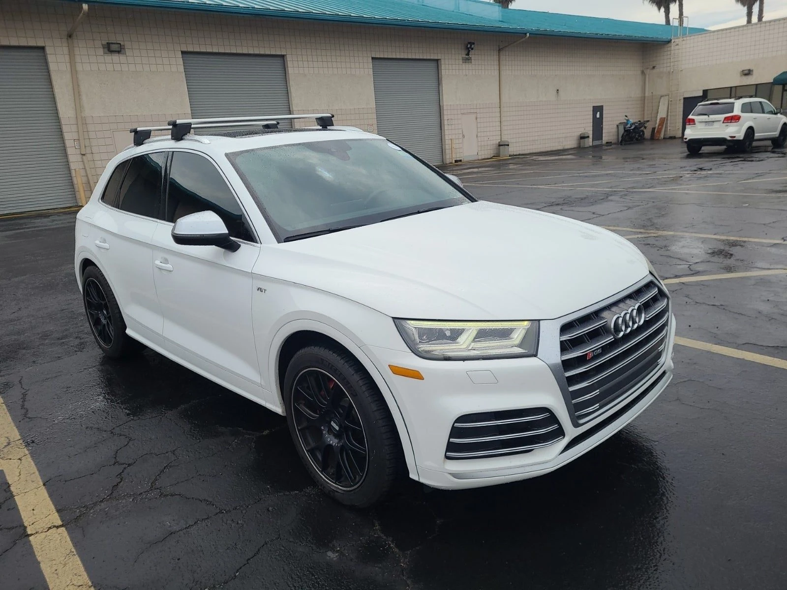 Audi SQ5 MATRIX* DIGITAL* ОБДУХ* B&O* PANO* KEYLESS* CARBON - изображение 3