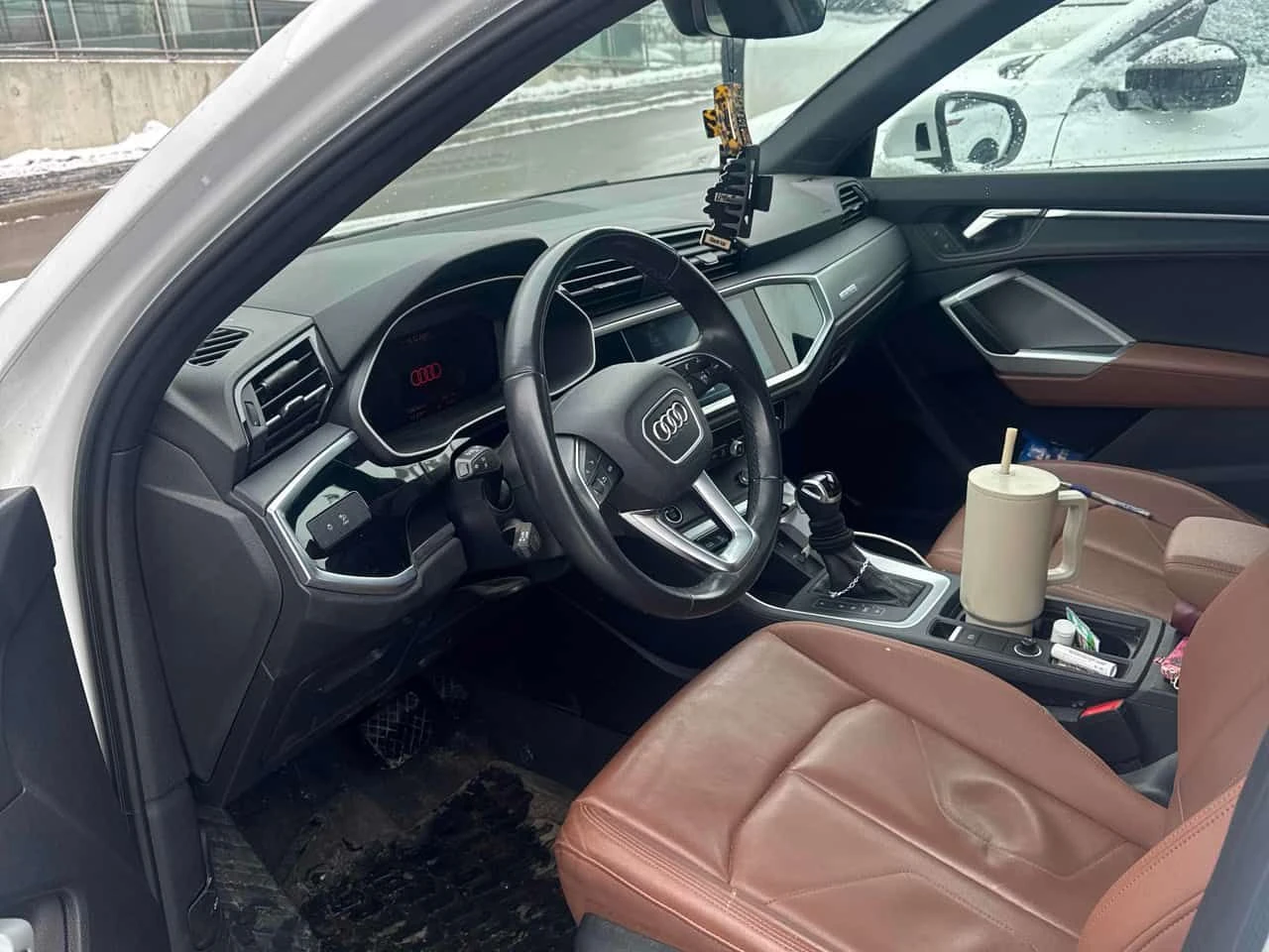 Audi Q3 * Progressiv * 2 �����* PANO* NAVI*  | Mobile.bg � ����������� 5