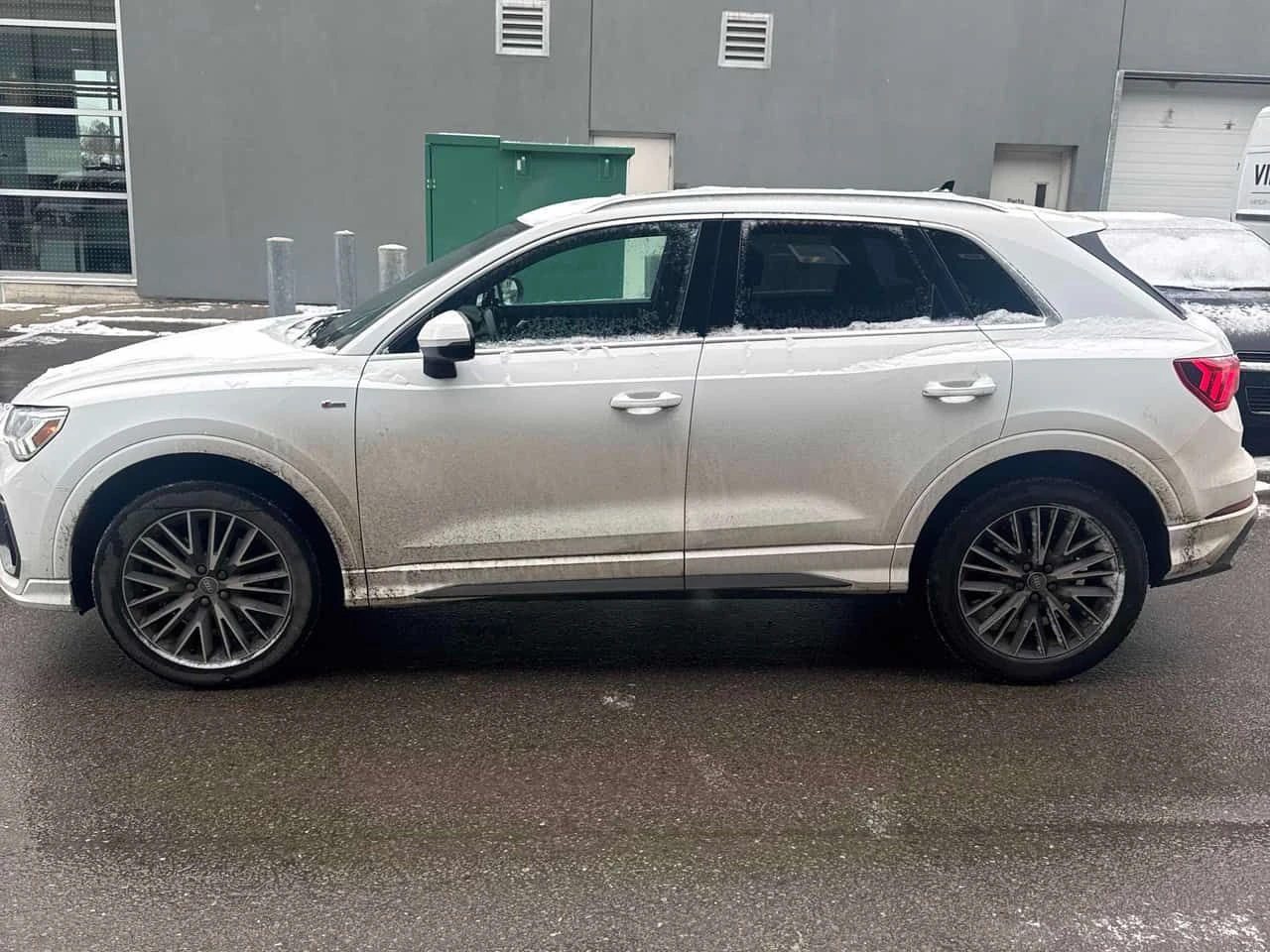 Audi Q3 * Progressiv * 2 �����* PANO* NAVI*  | Mobile.bg � ����������� 2