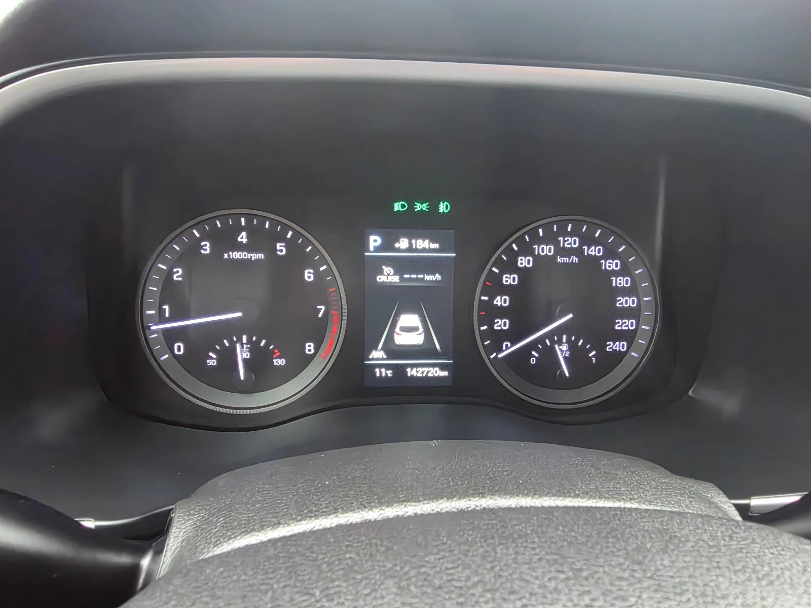 Hyundai Tucson 1.6 T-GDI 177к.с EURO 6d-4x4 -АВТОМАТИК-ШВЕЙЦАРИЯ - изображение 10