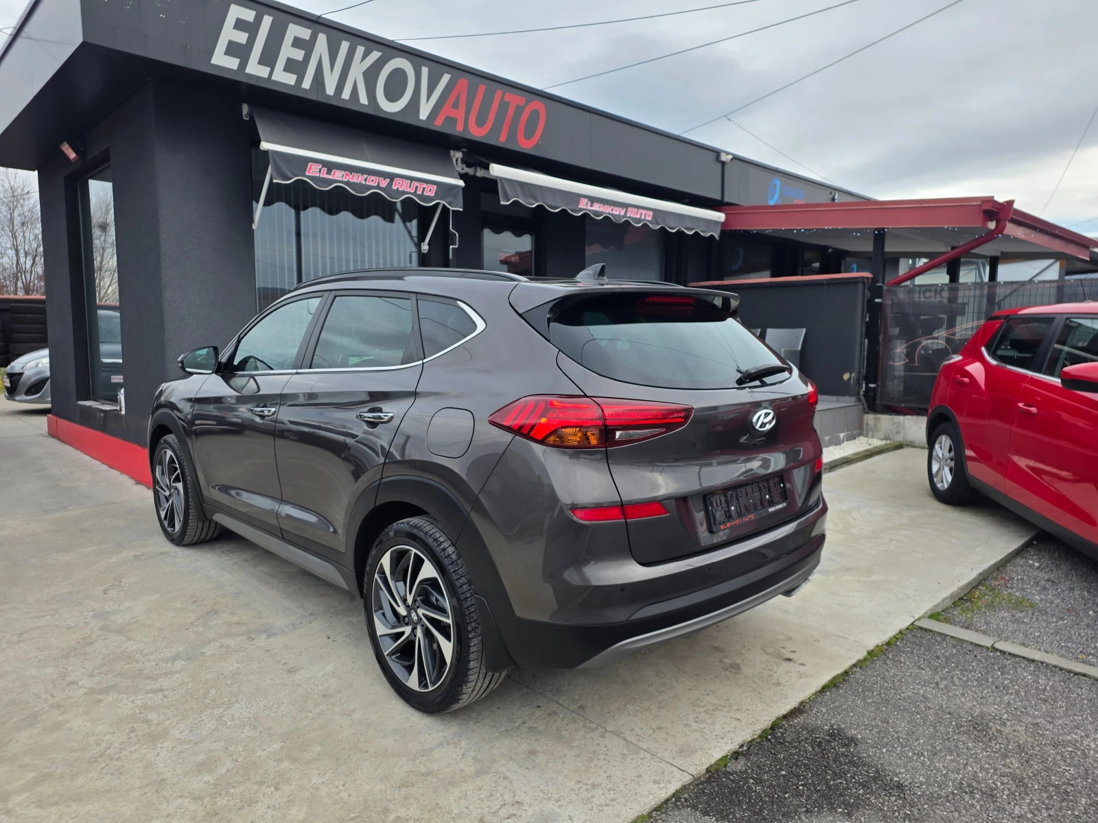 Hyundai Tucson 1.6 T-GDI 177к.с EURO 6d-4x4 -АВТОМАТИК-ШВЕЙЦАРИЯ - изображение 6