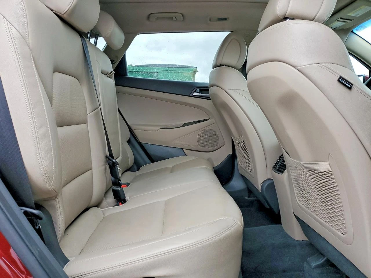 Hyundai Tucson 1.6l Limited, снимка 11 - Автомобили и джипове - 53985415