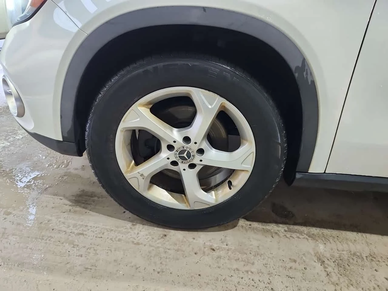 Mercedes-Benz GLA 250 ПАМЕТ| ПАНОРАМА| ПОДГРЕВИ| АМБИЕНТ| CARFAX| , снимка 5 - Автомобили и джипове - 54217891