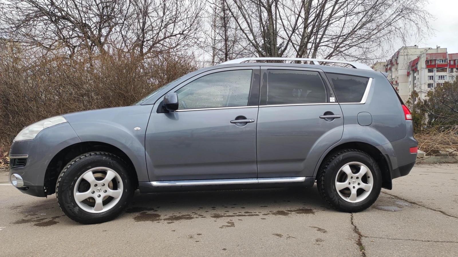 Citroen C-Crosser, снимка 2 - Автомобили и джипове - 54259569