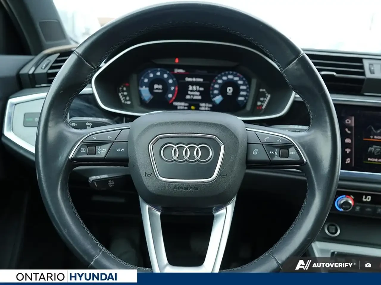 Audi Q3, снимка 12 - Автомобили и джипове - 56226936