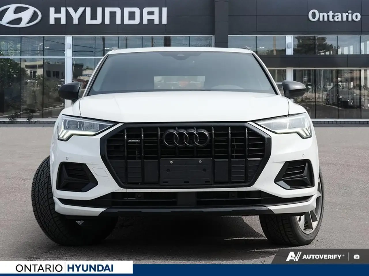 Audi Q3, снимка 2 - Автомобили и джипове - 56226936