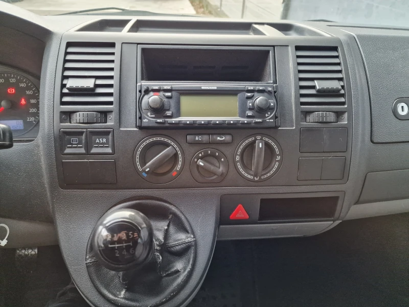 VW Transporter 2.5 , снимка 16 - Бусове и автобуси - 48291508