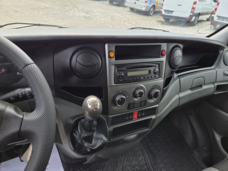 Iveco Daily 35c15, Клима, До 3.5 тона, снимка 11 - Бусове и автобуси - 49598909