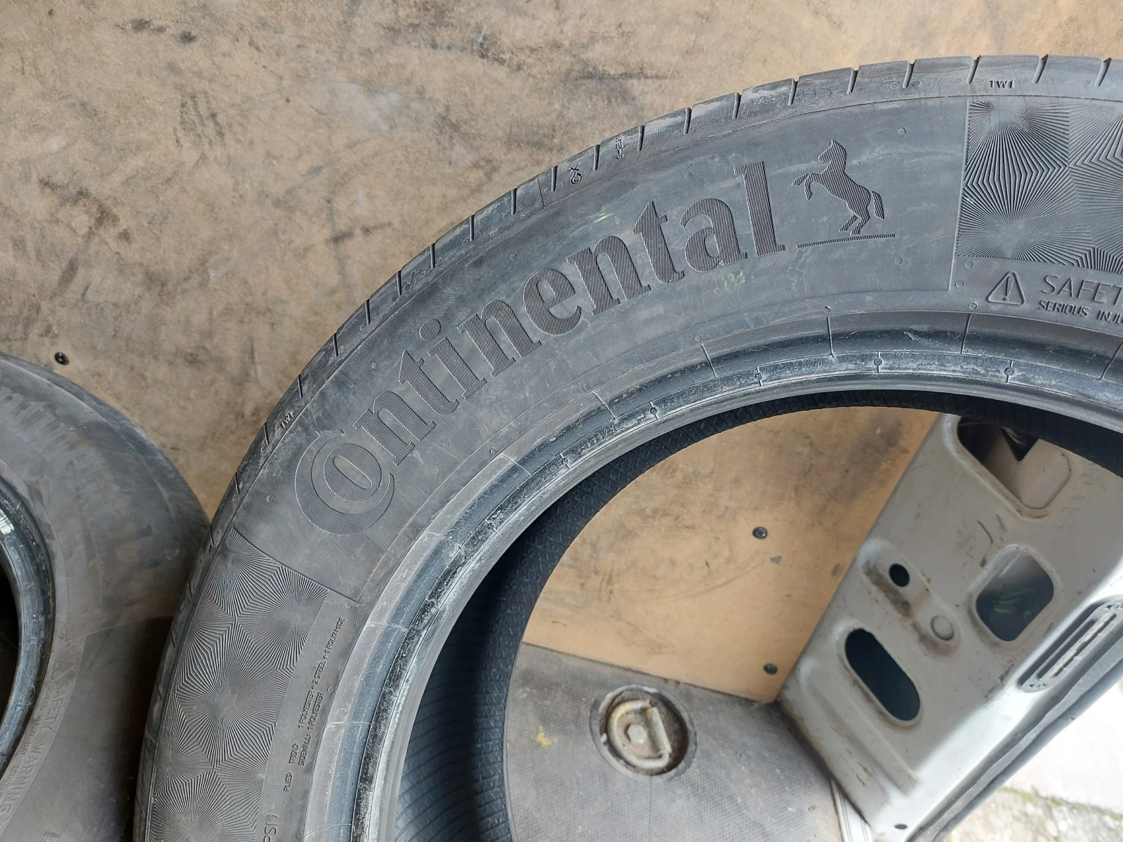 ���� 235/55R17 | Mobile.bg � ����������� 4