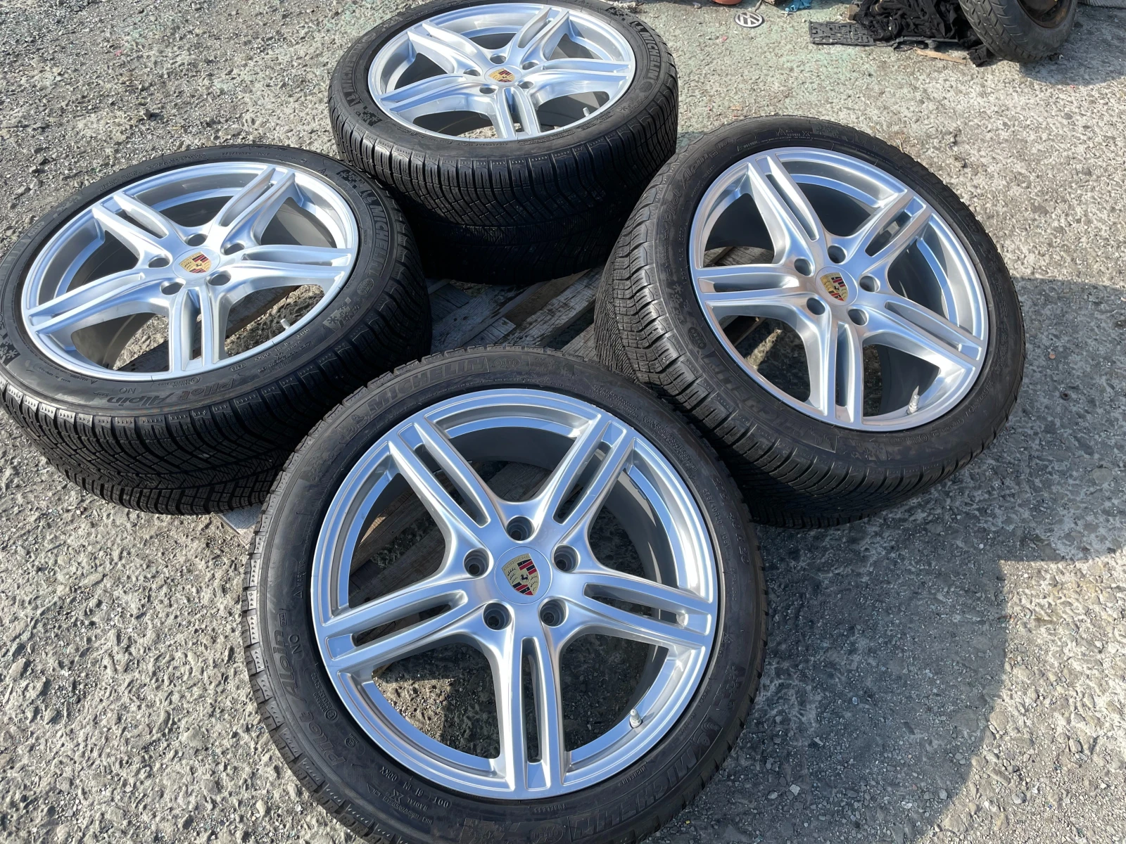    275/40R20  Porsche Panamera | Mobile.bg   7