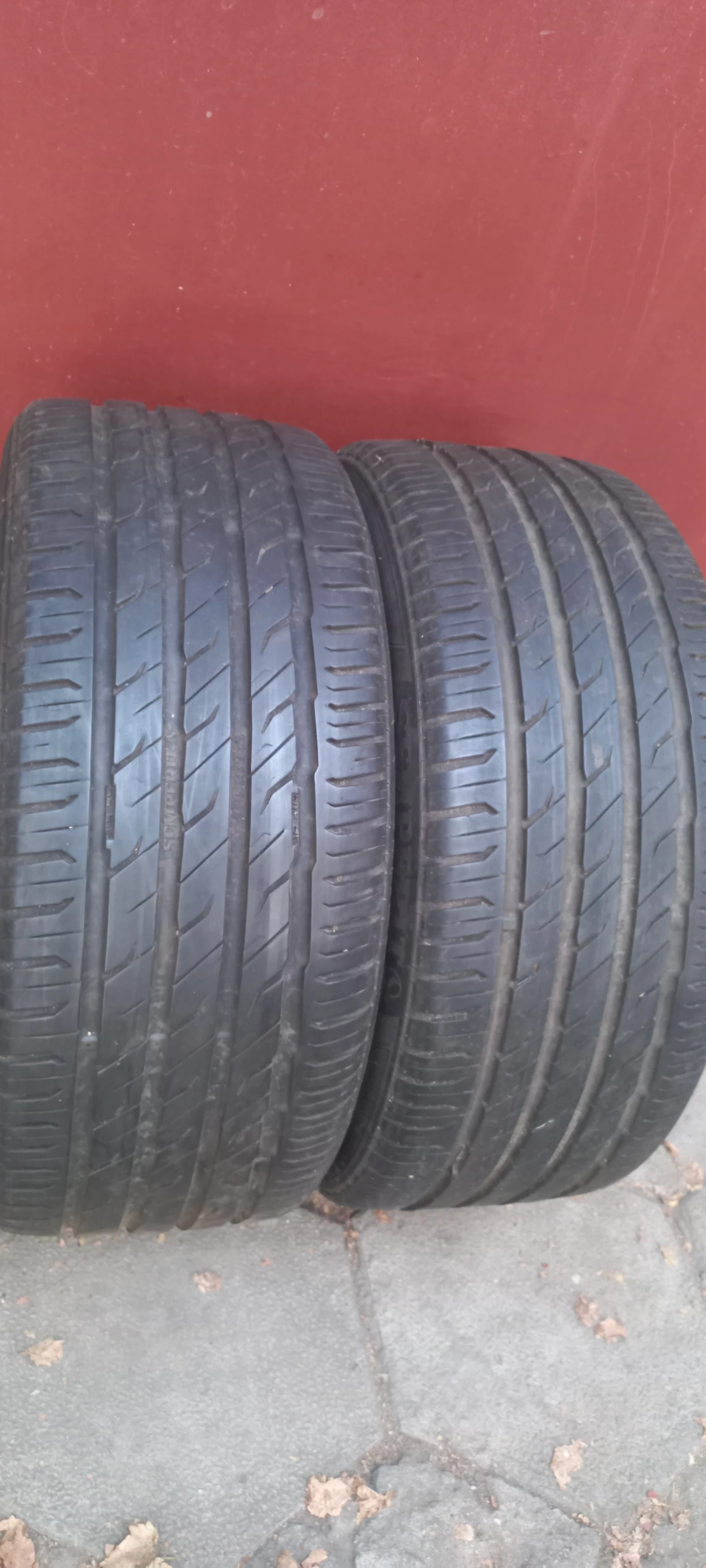 Гуми Летни 225/40R18, снимка 3 - Гуми и джанти - 56106329