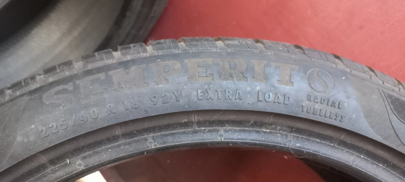 Гуми Летни 225/40R18, снимка 6 - Гуми и джанти - 56106329