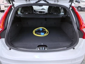 Volvo V60 2.0 D5 225к.с Twin Engine Plug-in Hybrid AWD, снимка 17