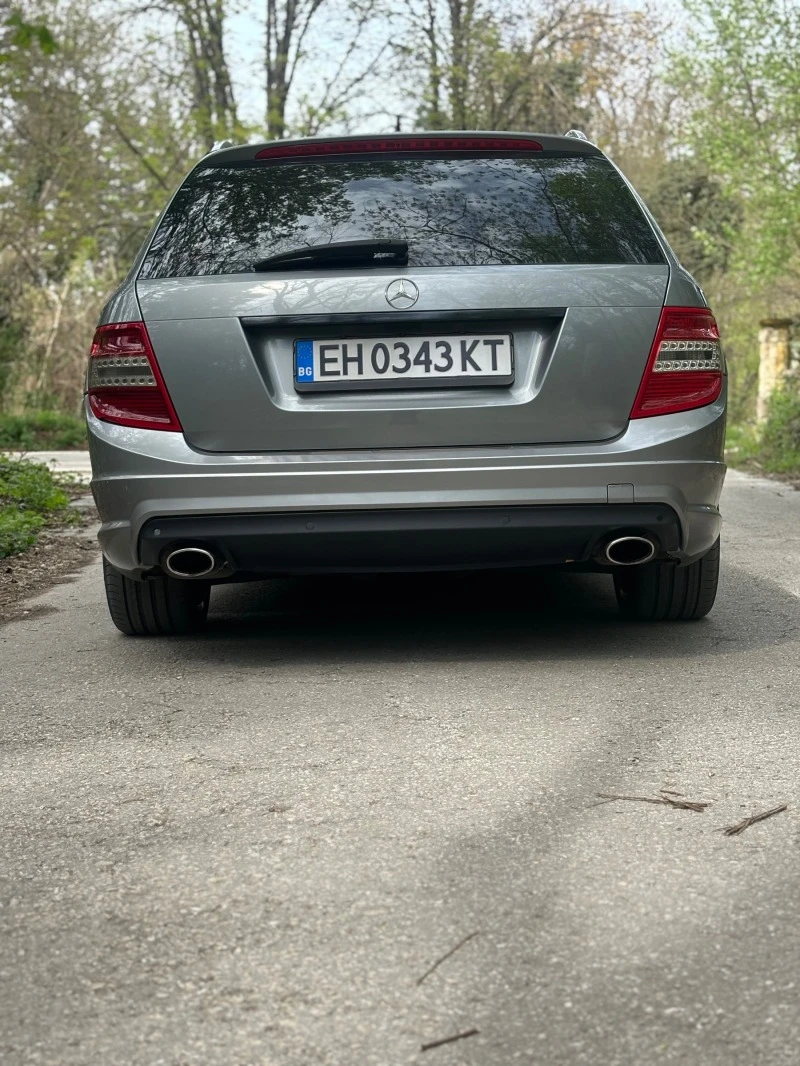 Mercedes-Benz C 350 AMG, 4x4, 7g троник+ пера, Harman Kardon, снимка 3 - Автомобили и джипове - 47411932