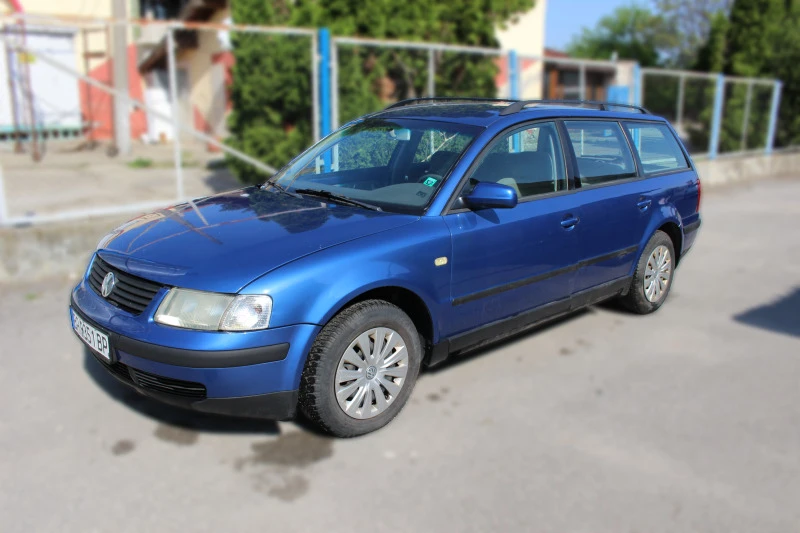 VW Passat, снимка 1 - Автомобили и джипове - 47807344