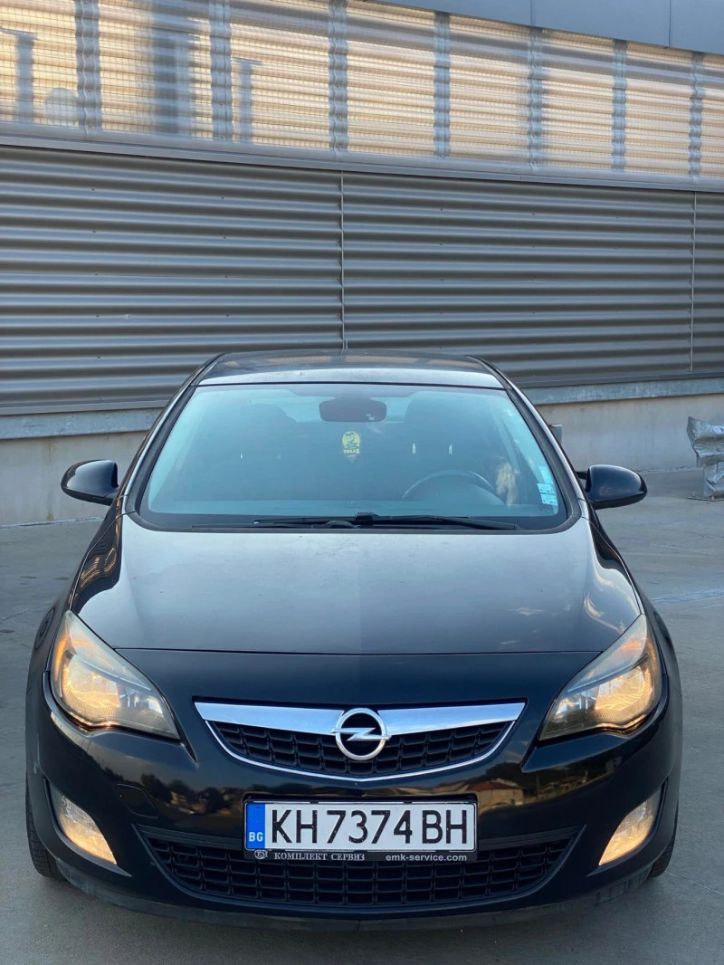 Opel Astra 2.0 cdti, снимка 1 - Автомобили и джипове - 46652216