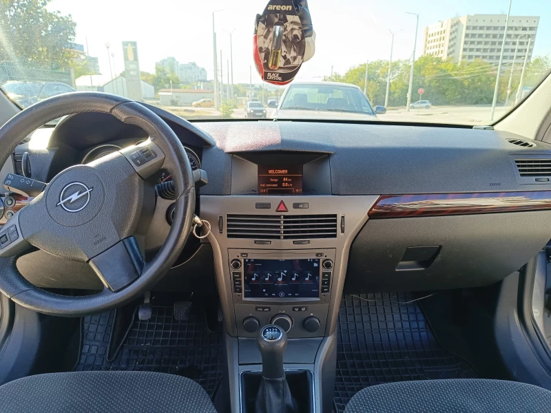 Opel Astra 1.6 Twinport 105 h.p. Elegance, снимка 11 - Автомобили и джипове - 47390164