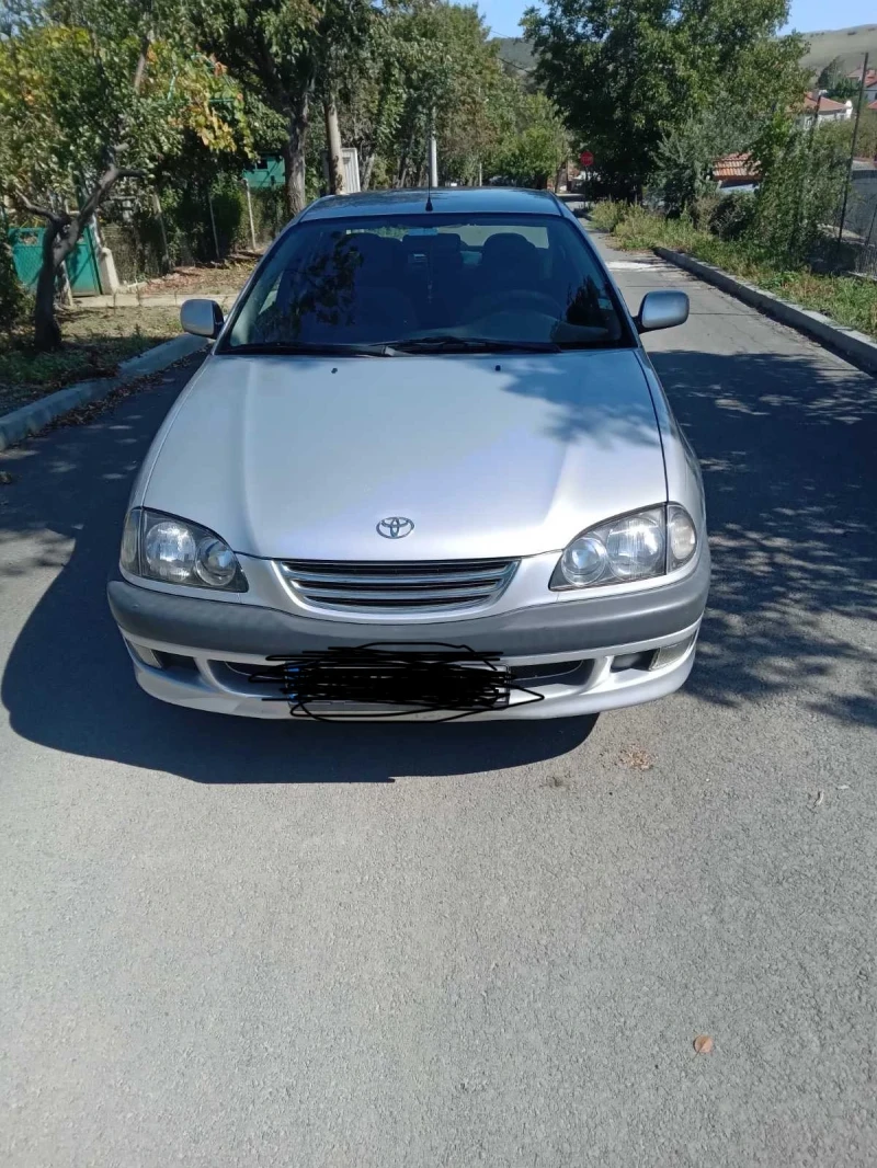 Toyota Avensis, снимка 16 - Автомобили и джипове - 48077133