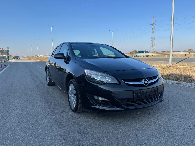 Opel Astra 1.7cdti/Facelift/Active/Navi/Euro5, снимка 3 - Автомобили и джипове - 48672267