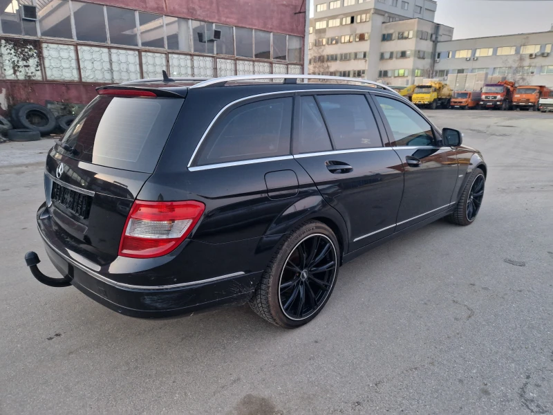 Mercedes-Benz C 180 Kompressor, снимка 5 - Автомобили и джипове - 48370617