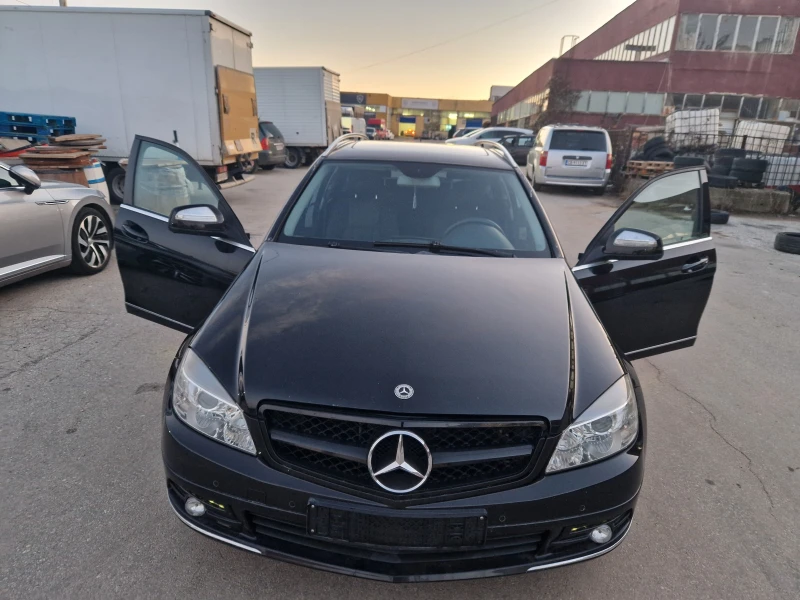 Mercedes-Benz C 180 Kompressor, снимка 13 - Автомобили и джипове - 48370617