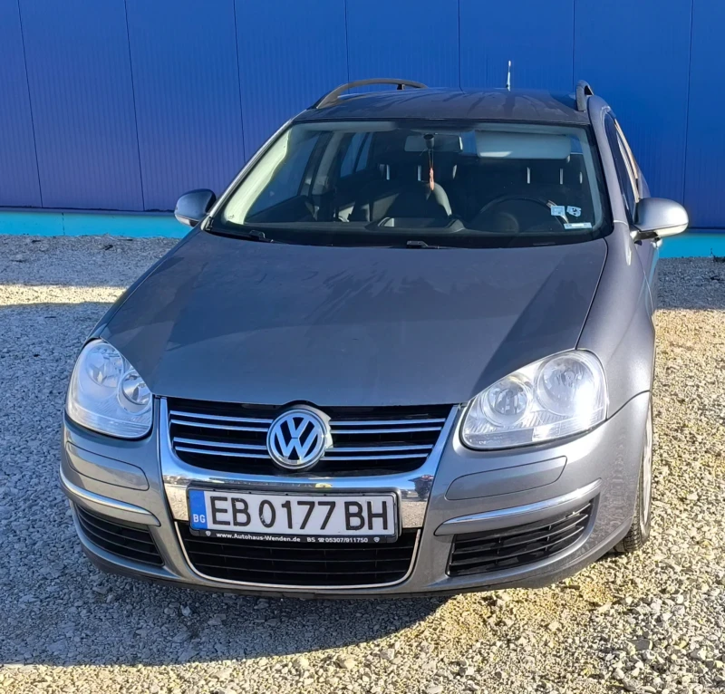 VW Golf, снимка 1 - Автомобили и джипове - 48398866